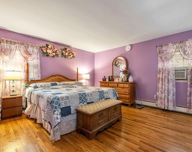 95 Hillside Avenue - Photo Thumbnail 10