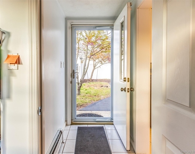 17 Mott Street - Photo Thumbnail 9