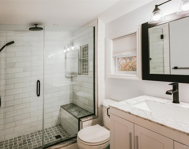 17 Mott Street - Photo Thumbnail 21