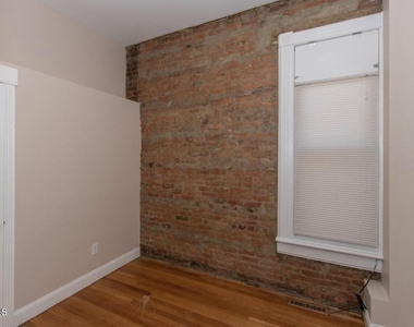 341 Madison Avenue - Photo Thumbnail 13