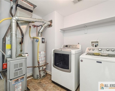 2602 Cypress Lane - Photo Thumbnail 28