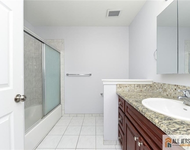 2602 Cypress Lane - Photo Thumbnail 24