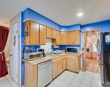 7 Buttonwood Drive - Photo Thumbnail 13