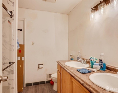 7 Buttonwood Drive - Photo Thumbnail 21
