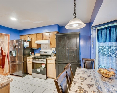 7 Buttonwood Drive - Photo Thumbnail 12