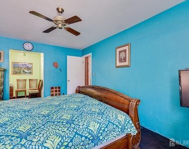 7 Buttonwood Drive - Photo Thumbnail 18