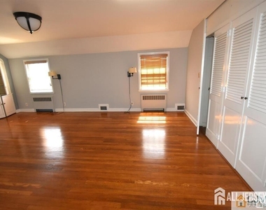 195 New York Avenue - Photo Thumbnail 15