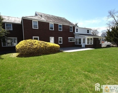 195 New York Avenue - Photo Thumbnail 29