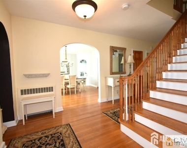 195 New York Avenue - Photo Thumbnail 5