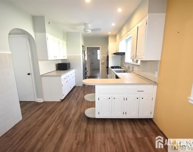 195 New York Avenue - Photo Thumbnail 11