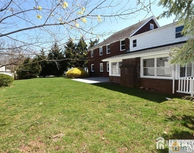 195 New York Avenue - Photo Thumbnail 31