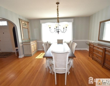 195 New York Avenue - Photo Thumbnail 9