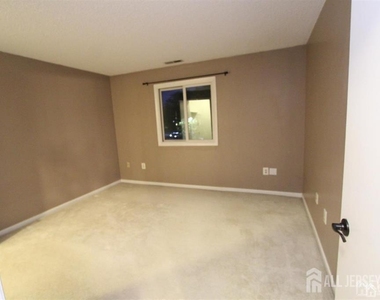 1508 Ravens Crest Drive - Photo Thumbnail 15