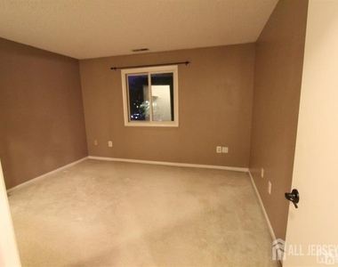 1508 Ravens Crest Drive - Photo Thumbnail 13