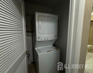 93 Longfield Court - Photo Thumbnail 5
