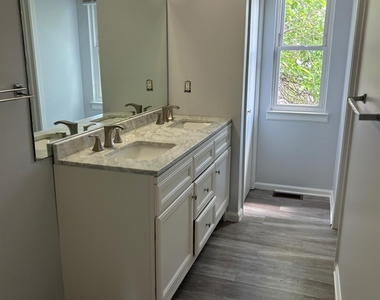 28 Renaissance Lane - Photo Thumbnail 10