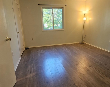 2307 Aspen Drive - Photo Thumbnail 6