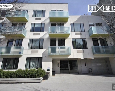801 Bergen Street - Photo Thumbnail 6