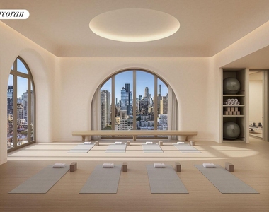 255 E 77th Street - Photo Thumbnail 18