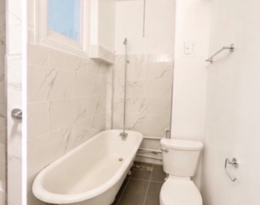 533 Washington Avenue - Photo Thumbnail 6