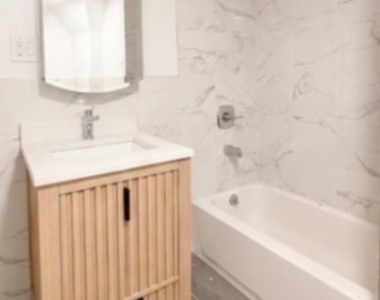 533 Washington Avenue - Photo Thumbnail 7