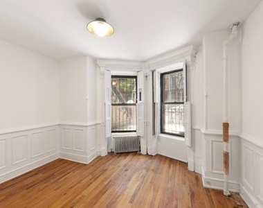 533 Washington Avenue - Photo Thumbnail 10