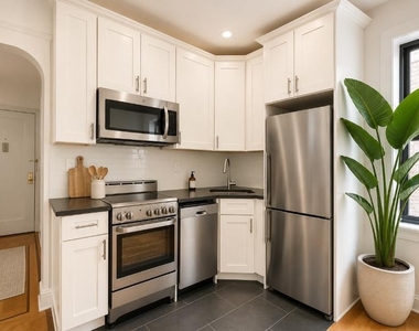 55 W 92nd Street - Photo Thumbnail 1