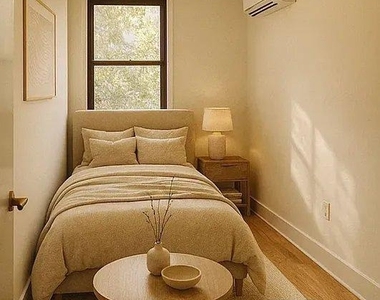 149 E 116th Street - Photo Thumbnail 2
