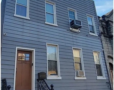 1862 Grove Street - Photo Thumbnail 12