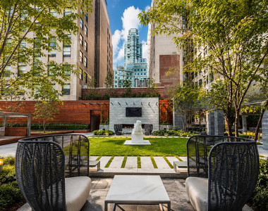 217 W 57th Street - Photo Thumbnail 22