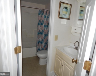 507 W John Street - Photo Thumbnail 11