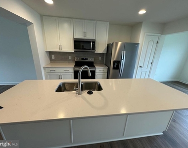 120 Tuxford Rd - Photo Thumbnail 14