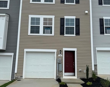120 Tuxford Rd - Photo Thumbnail 1