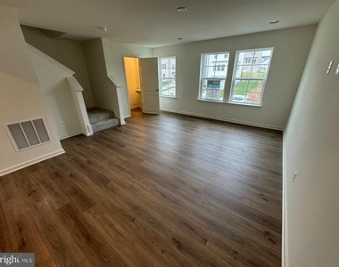 120 Tuxford Rd - Photo Thumbnail 12