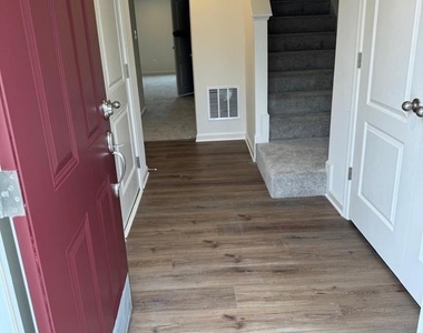 120 Tuxford Rd - Photo Thumbnail 3
