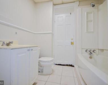117 E Martin Street - Photo Thumbnail 6