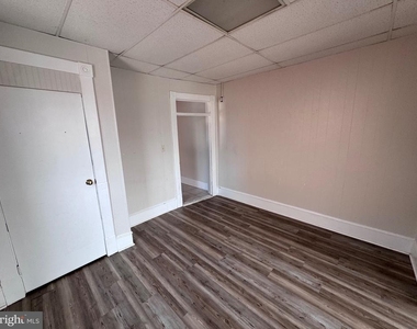 117 E Martin Street - Photo Thumbnail 1