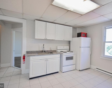 117 E Martin Street - Photo Thumbnail 14