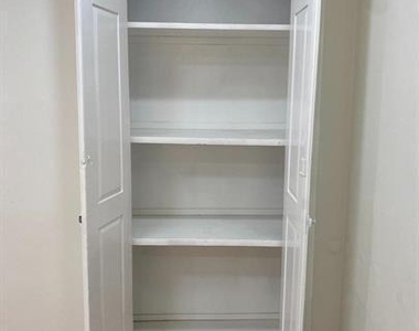 105 N Loudoun Street - Photo Thumbnail 14