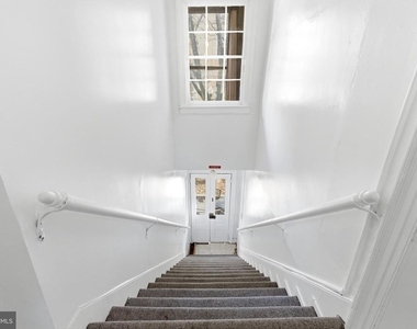 105 N Loudoun Street - Photo Thumbnail 14