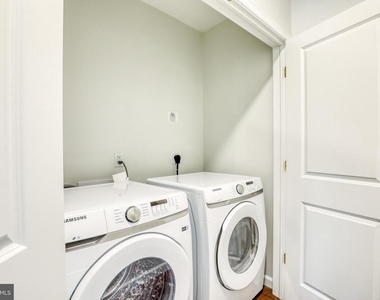 210 E Boscawen St - Photo Thumbnail 14
