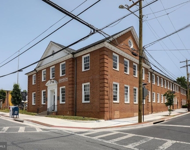 210 E Boscawen St - Photo Thumbnail 17