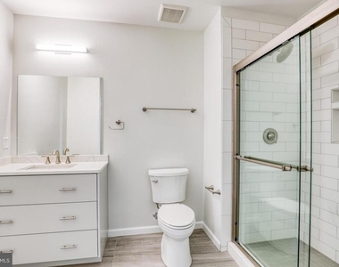 210 E Boscawen St - Photo Thumbnail 8