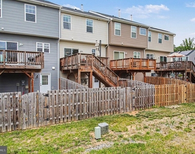 2525 Drake Lane - Photo Thumbnail 27