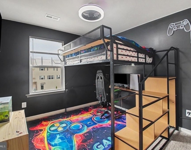 2525 Drake Lane - Photo Thumbnail 22