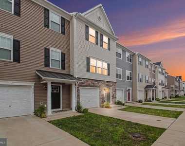 2525 Drake Lane - Photo Thumbnail 30