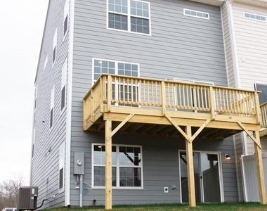 3701 Allington Court - Photo Thumbnail 13