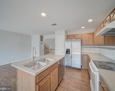 8241 Humphrey Lane - Photo Thumbnail 24
