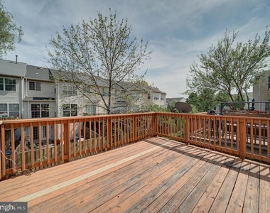 8241 Humphrey Lane - Photo Thumbnail 29