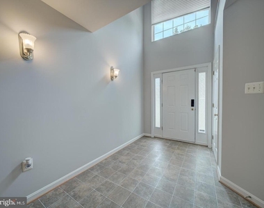 8241 Humphrey Lane - Photo Thumbnail 4